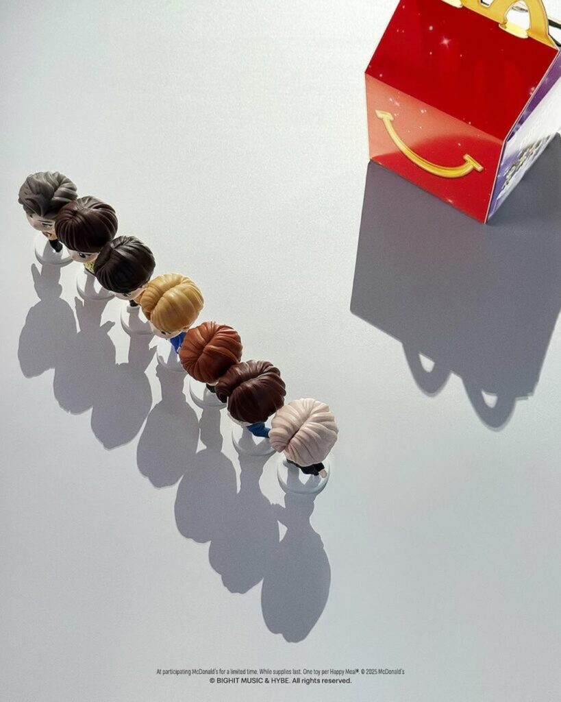 McDonalds Brasil anuncia bonecos dos membros de BTS como brinde do McLanche Feliz 1 819x1024 Easy Resize.com